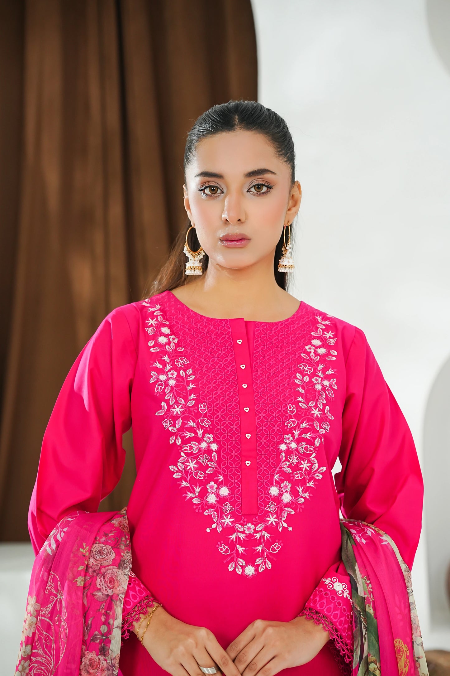 Amna Khuram – Deep Pink (D. Pink) JAL Embroidery Neck Cotton Lawn 3PC Stitched