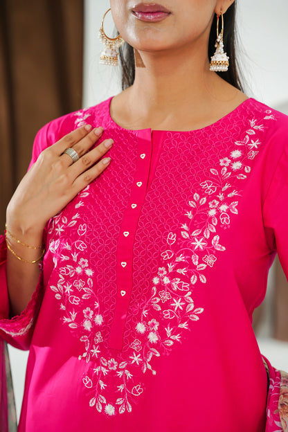 Amna Khuram – Deep Pink (D. Pink) JAL Embroidery Neck Cotton Lawn 3PC Stitched