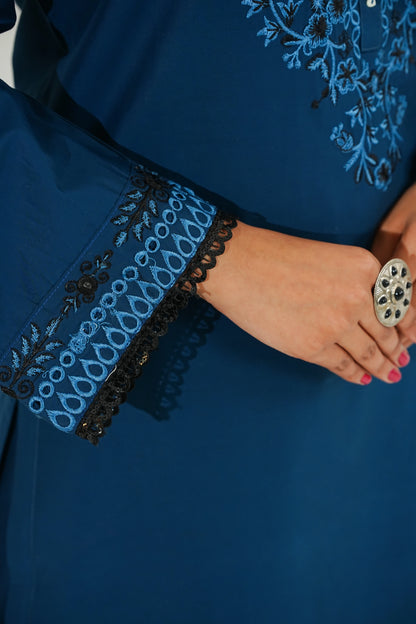 Amna Khuram – Teal JAL Embroidery Neck Cotton Lawn 3PC Stitched