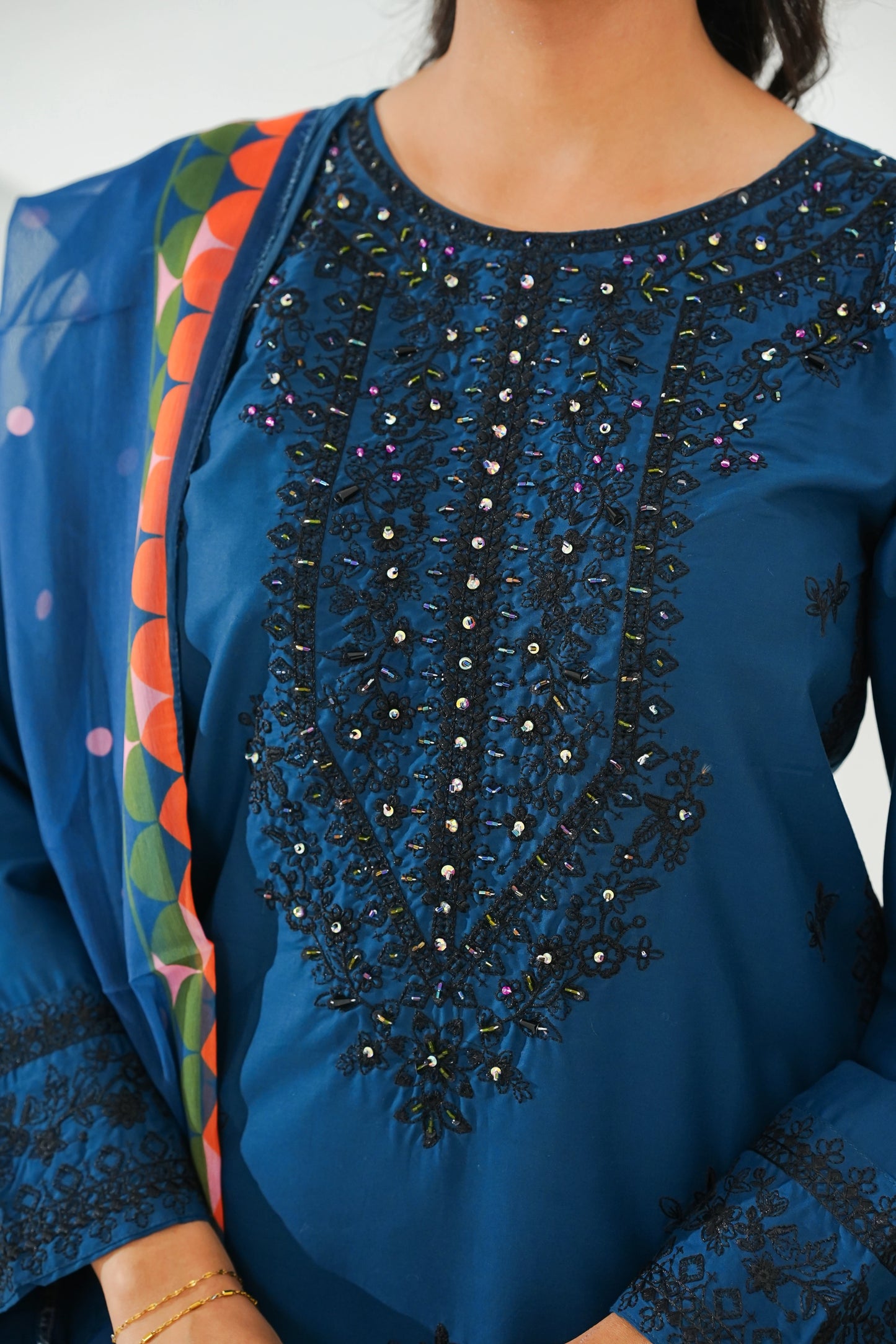 Amna Khuram – BLUE Cut Dana Emb Neck 3PC Cotton Lawn Stitched Suit