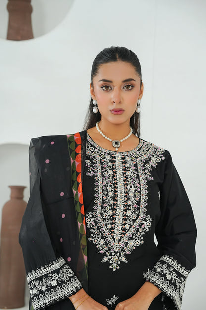 Amna Khuram – BLACK Cut Dana Emb Neck 3PC Cotton Lawn Stitched Suit