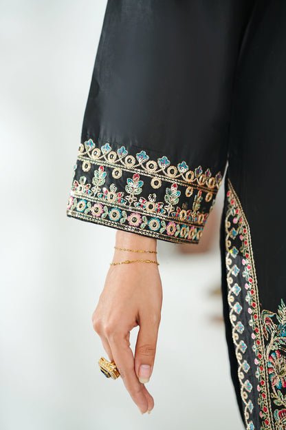 Amna Khuram – BLACK Charizma Style 3PC Cotton Lawn Stitched Suit