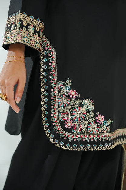 Amna Khuram – BLACK Charizma Style 3PC Cotton Lawn Stitched Suit