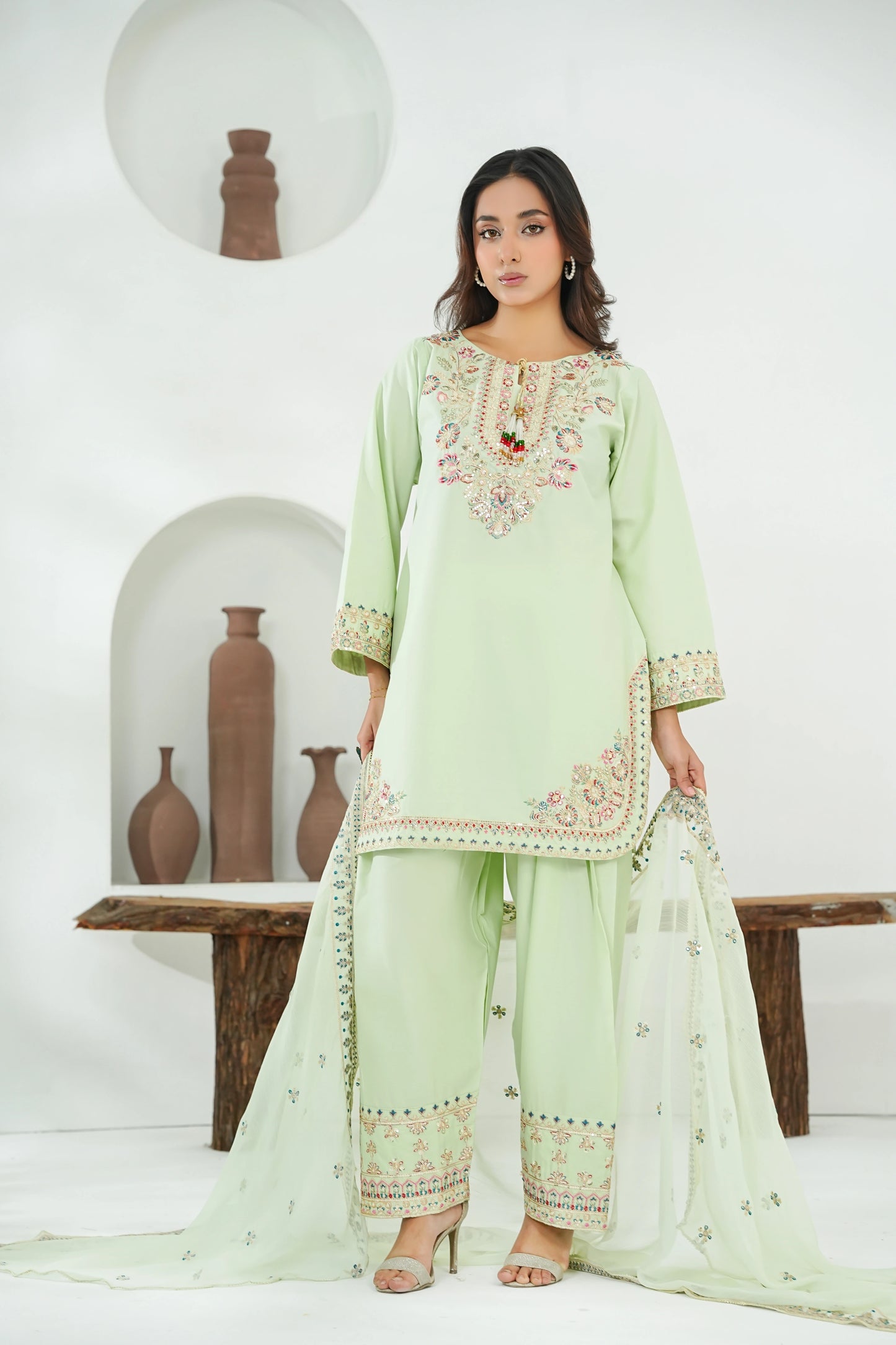 Amna Khuram – Mint Charizma Style 3PC Cotton Lawn Stitched Suit