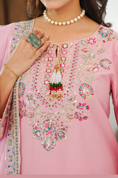 Amna Khuram – Peach Charizma Style 3PC Cotton Lawn Stitched Suit