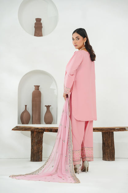 Amna Khuram – Peach Charizma Style 3PC Cotton Lawn Stitched Suit
