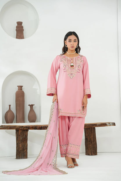 Amna Khuram – Peach Charizma Style 3PC Cotton Lawn Stitched Suit