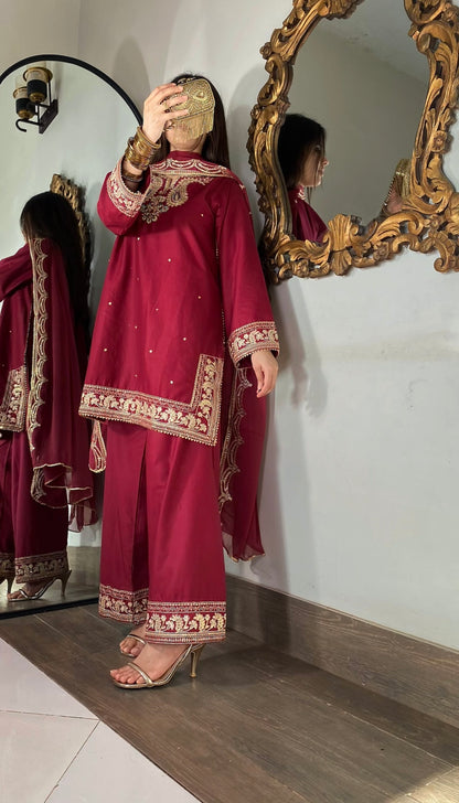 Amna Khurram – Premium Viscose Embroidered 3 Piece Suit with Chiffon Dupatta
