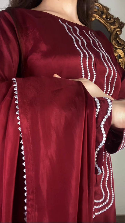Amna Khurram Luxurious Silk 3 Piece Suit with Chiffon Dupatta