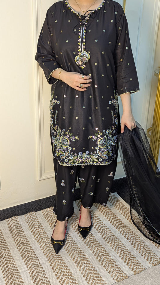 Amna Khurram Saima-Aug04 Black Ready to wear