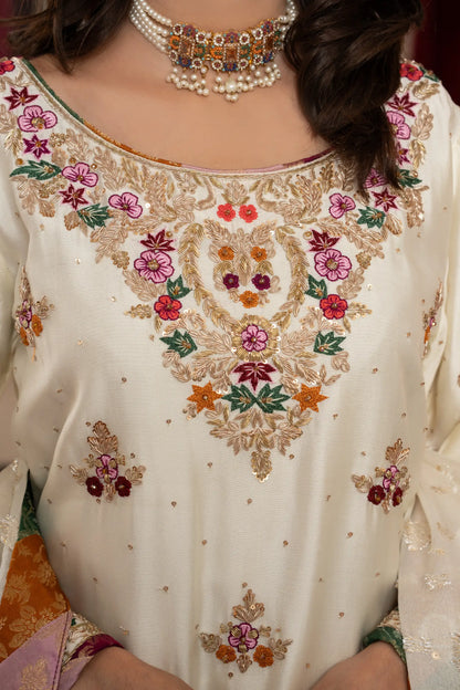 Amna Khurram D-08 Handmade Silk Collection 25