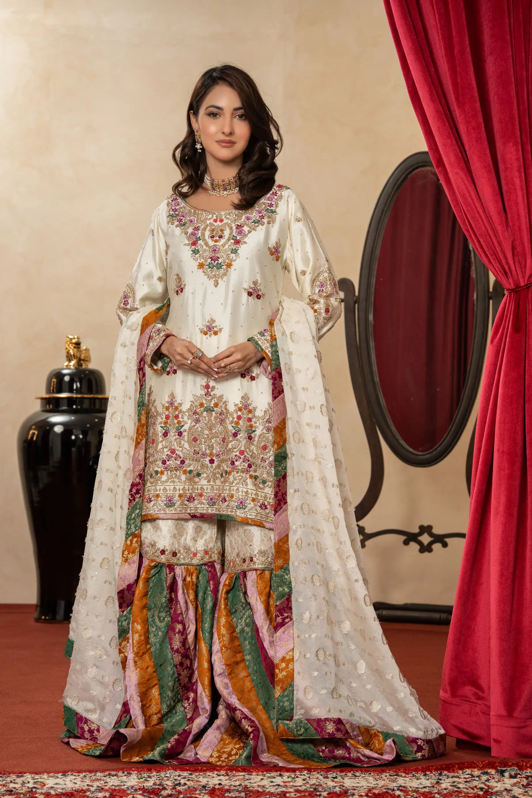 Amna Khurram D-08 Handmade Silk Collection 25